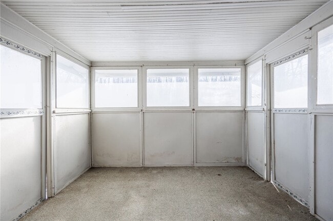 Photo - 43 River Meadow Dr