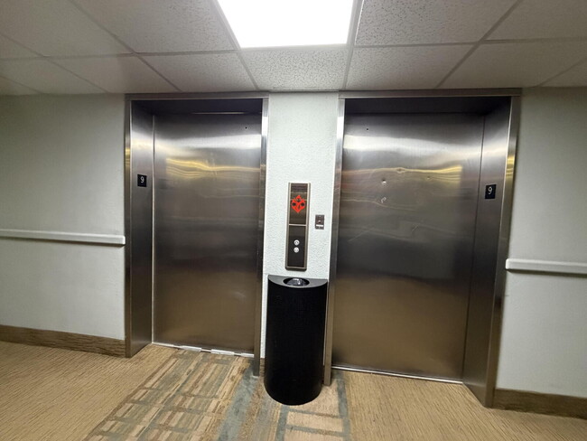 Photo - "Spacious 2-Bed, 2-Bath Condo Retreat in the Heart of Orlando!" Unit 1903