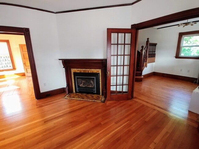 Photo - 78 N Beacon St