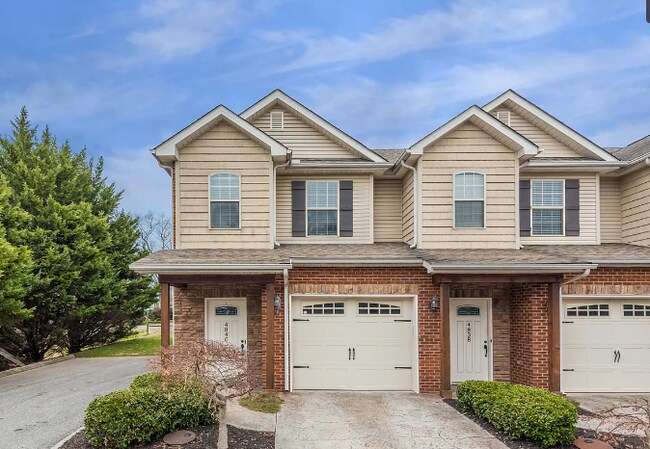 Photo - 4814 Fountain View Way Unit 4814