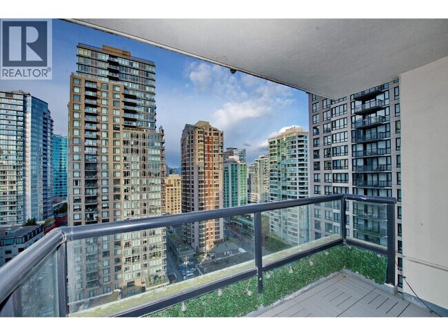 Photo - 928 Homer St Unité 2805