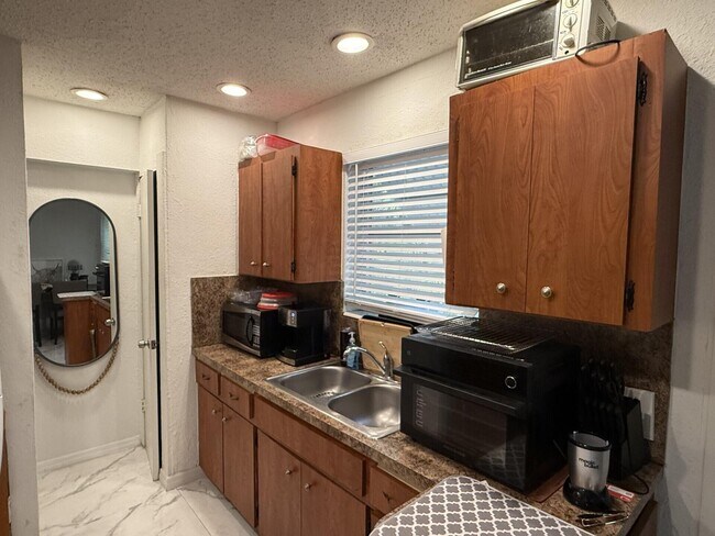 Photo - 2641 Polk St Unidad 11