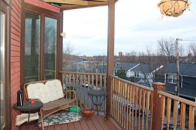 Building Photo - 53 Lawn St Unit 2