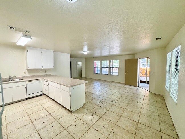 Photo - **Reserve for Summer 2026** Deckhouse at 6th & Ivy!