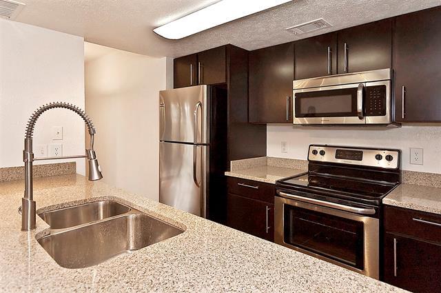 Photo - 5909 Birchbrook Dr Unit 224