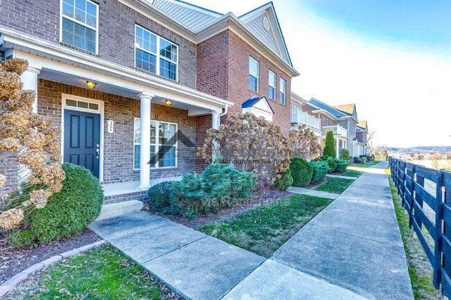 Photo - 304 Oldbury Ln