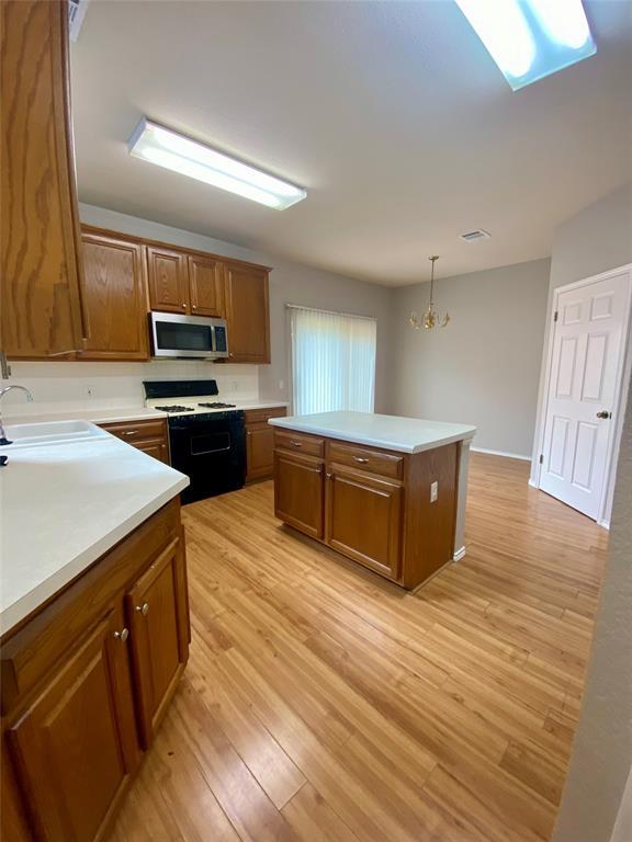 Photo - 6832 Auckland Dr House