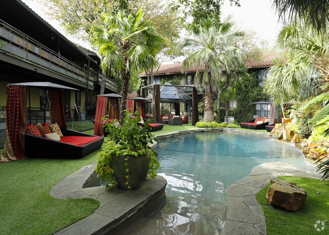 Veranda Flats