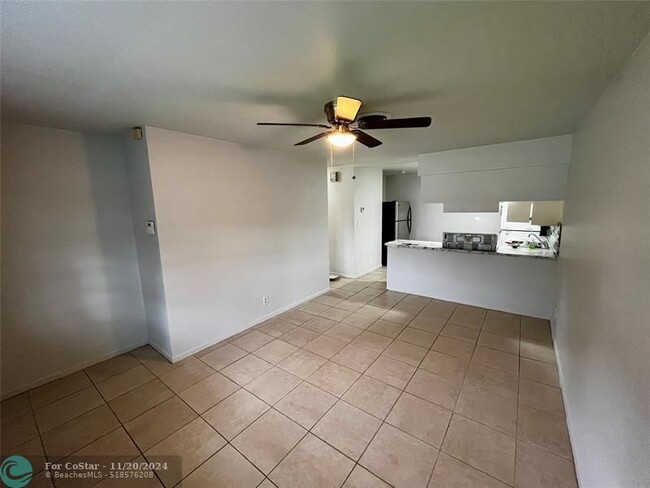 Photo - 2692 NW 65th Ave Apartamento Unidad 1