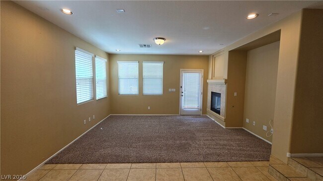 6877 Quiet Peeps Pl