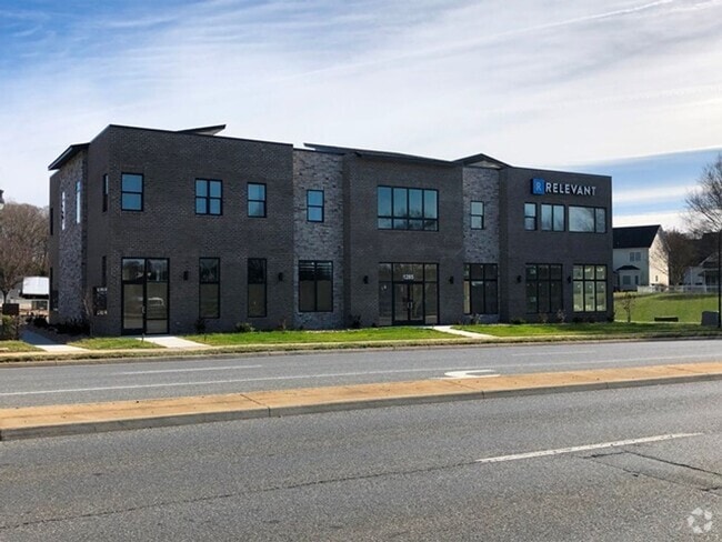 Building Photo - 1285 Enterprise Dr Unit 1285 Enterprise Dr Apt #2