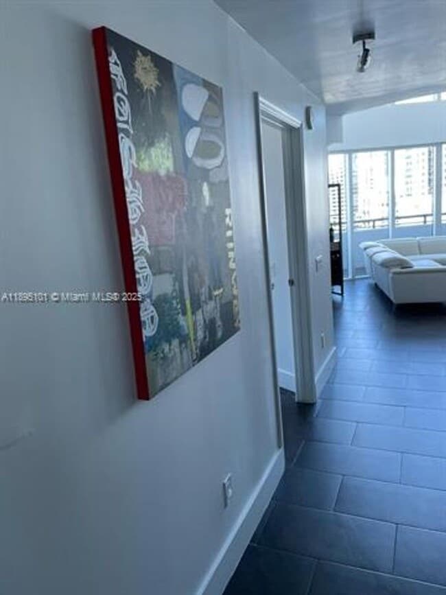 Photo - 60 SW 13th St Unidad 60 SW 13th St  3426