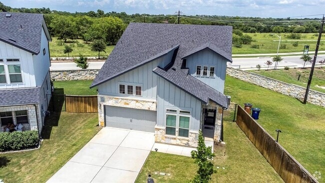 Building Photo - 2800 Sebring Cir Rental