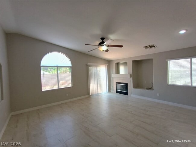 Photo - 1465 Dragon Rock Dr