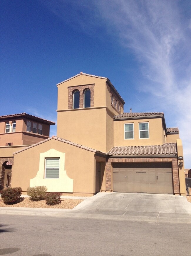 Building Photo - 496 Via Palermo Dr