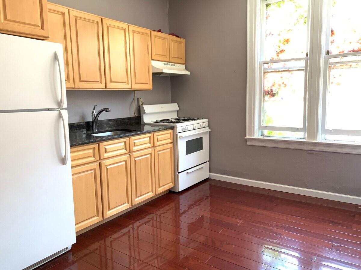 Photo - 6507 14th Ave Unidad 2R Rental