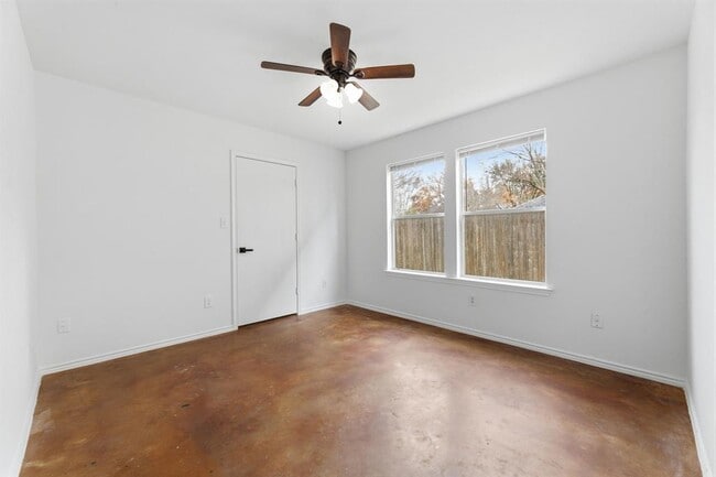 Photo - 4516 Felicity Ln