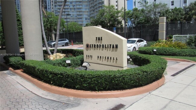 Building Photo - 2475 Brickell Ave Unit 703 Rental