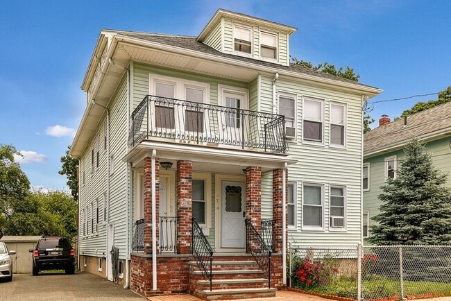 Building Photo - 31 Dartmouth St Unit 31