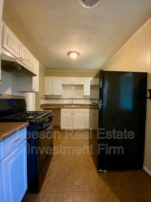 Photo - 9434 Woodcrest Dr