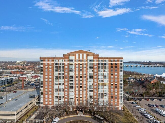 Building - 250 E Harbortown Dr Unit 1504