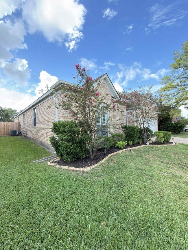 Photo - 9531 Summer Run