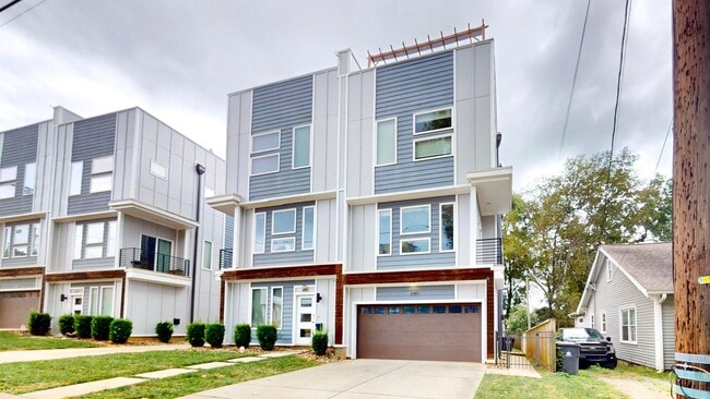 Photo - 208 Walnut Ave Townhome