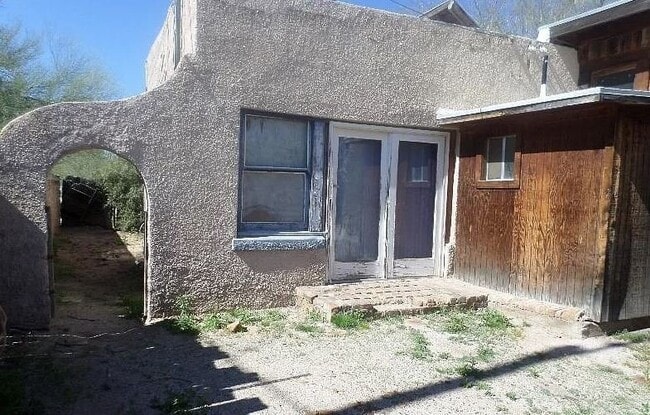 Photo - 320 N Warren Ave