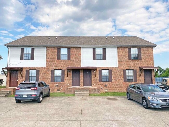 Building Photo - 2550-2551 Old Russellville Pike Rental