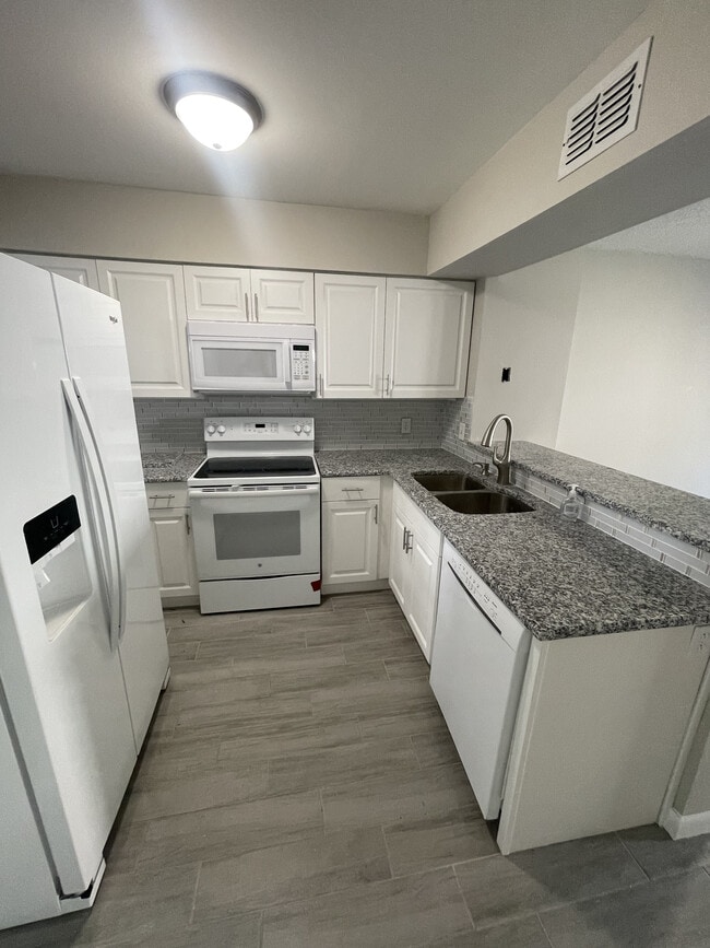 Photo - 11332 Grandville Dr
