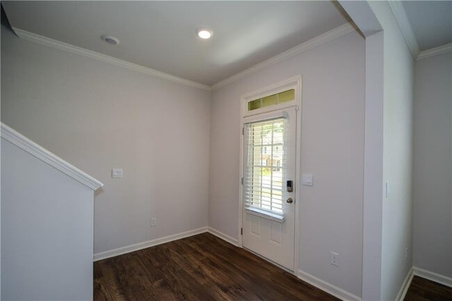 Photo - 331 Belmont Dr