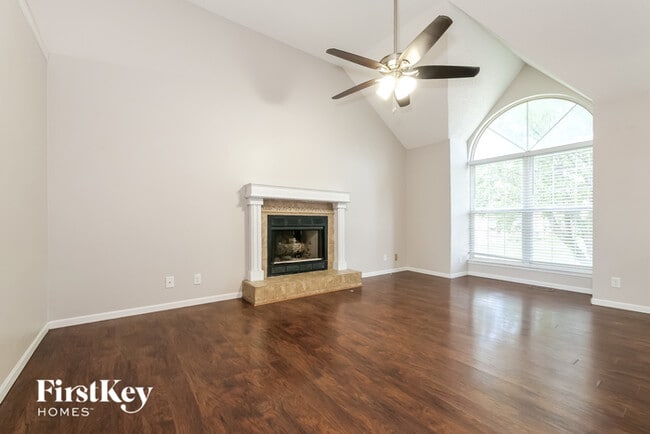 Photo - 11105 N Wallace Ave