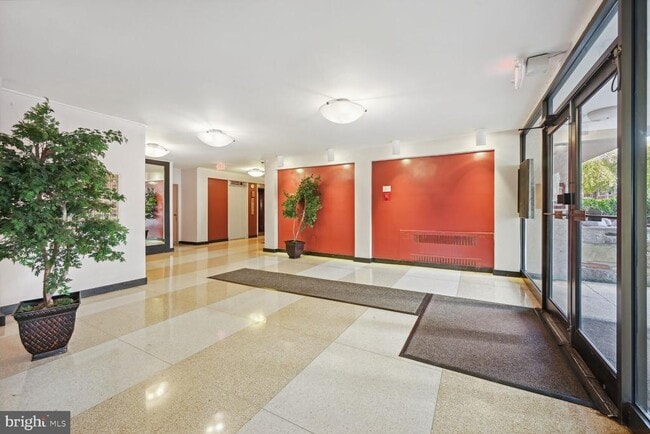 Photo - 522 21st St NW Unit 912
