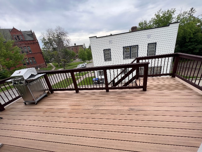 Photo - 1730 E 2nd St