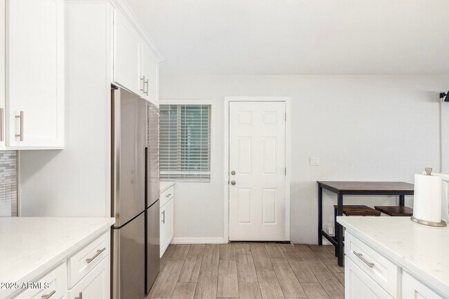 Photo - 1619 W Peoria Ave