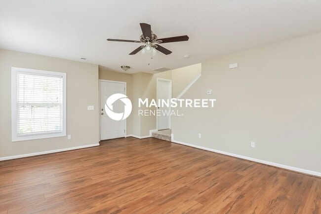 Photo - 3 Bedroom Pet-Friendly Home in Raleigh, NC with Main Street Renewal
