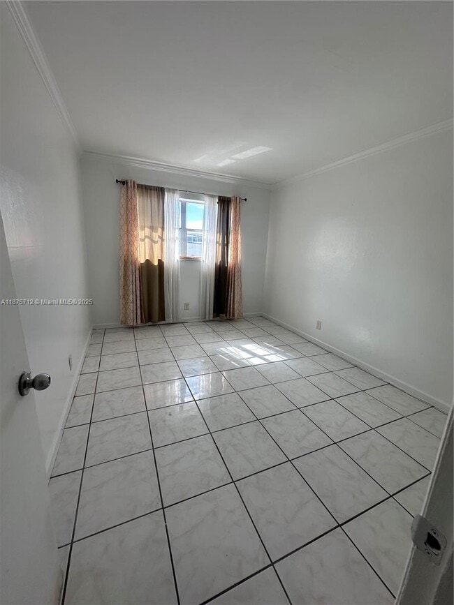 Photo - 4050 NE 12th Terrace Unit 18-1