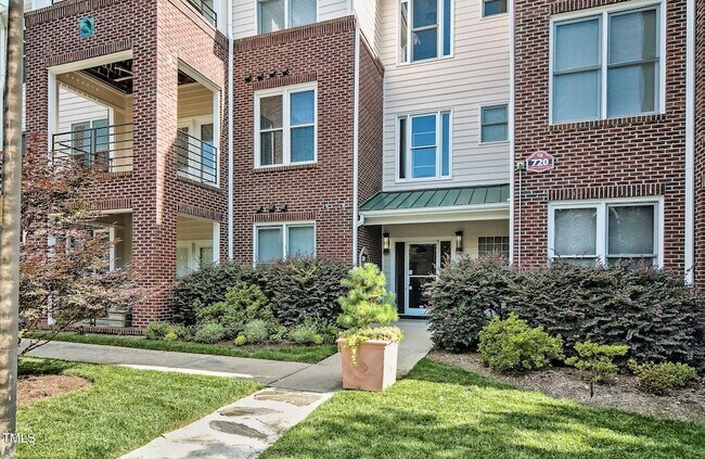 Building Photo - 720 N Person St Unit 203 Rental