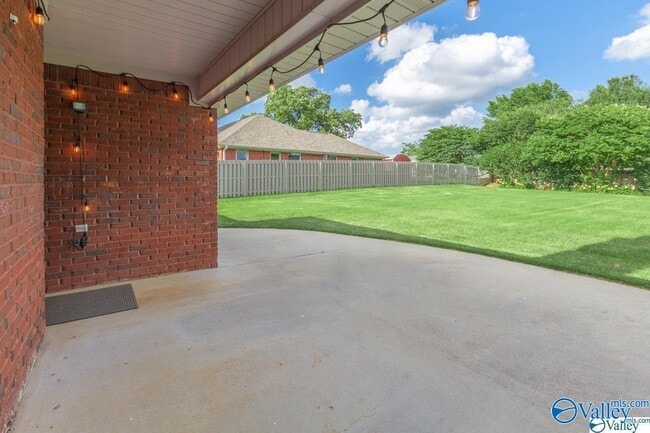 Photo - 103 Brownstone Dr