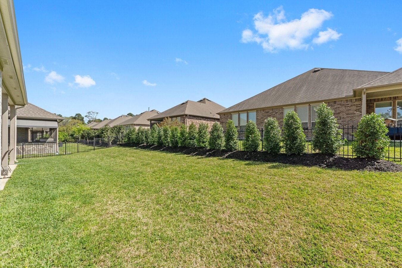 Photo - 225 Fox Trotter