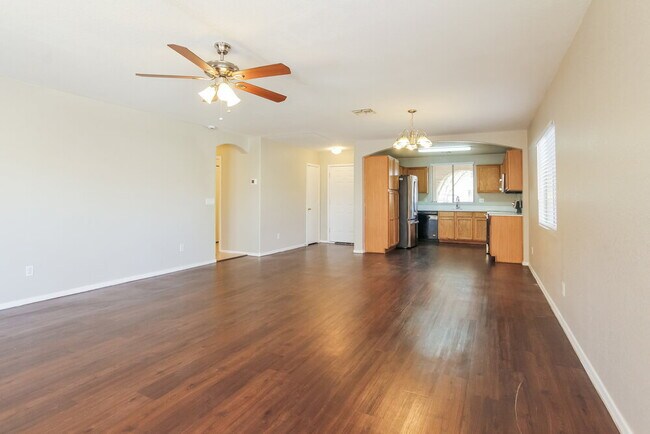 Photo - 2627 S 84th Gln