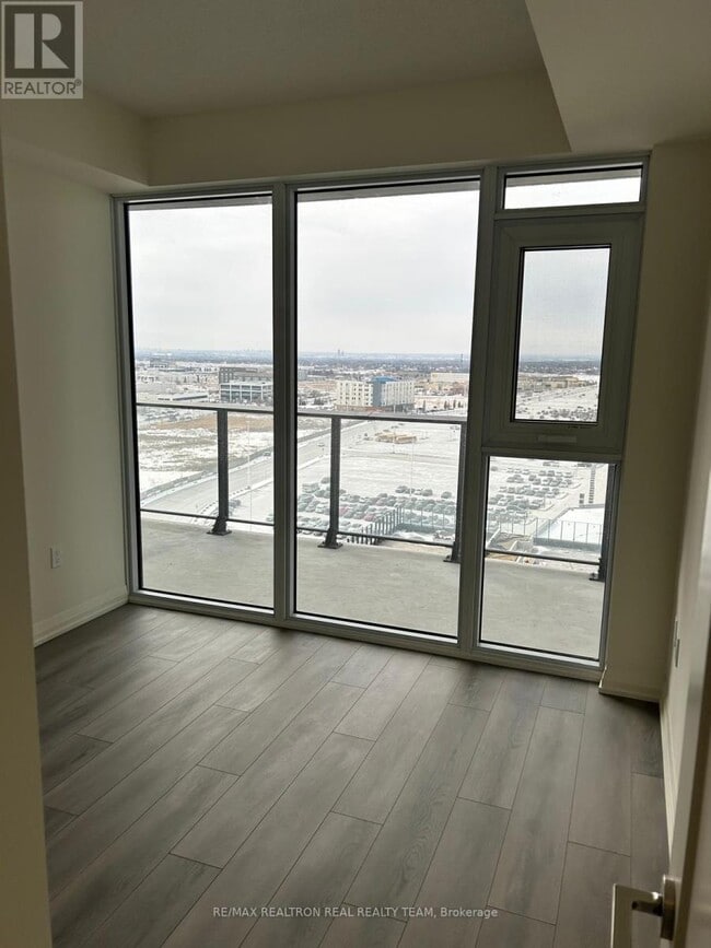 Photo - 8960 Jane St Unit 1211