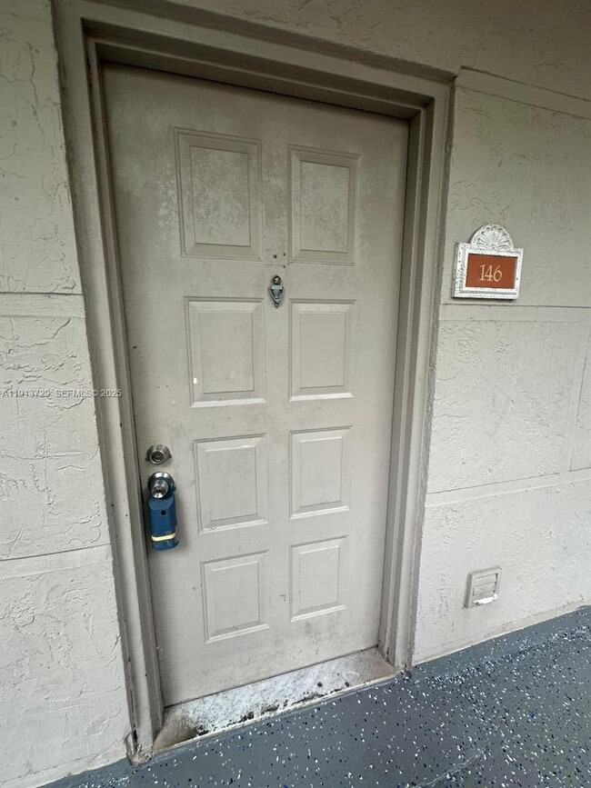 Building Photo - 8290 Lake Dr Unit 146