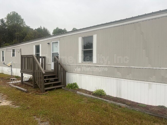 Building Photo - 81 Matts Ln