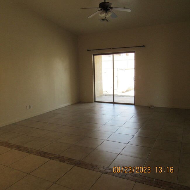 Photo - 646 Roamer Ln