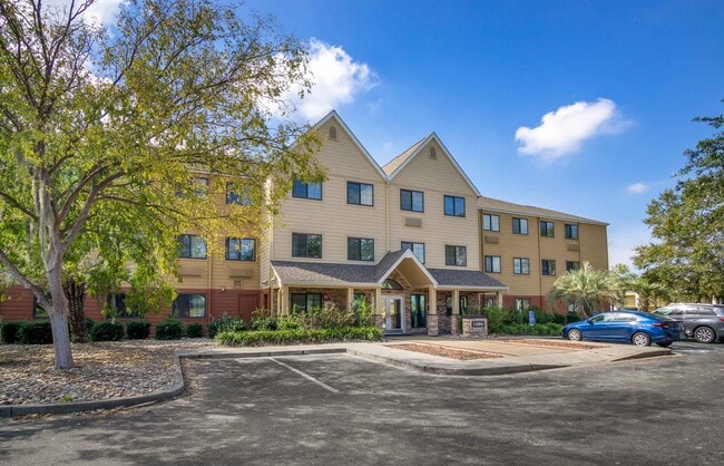 Furnished Studio-Charleston - Airport