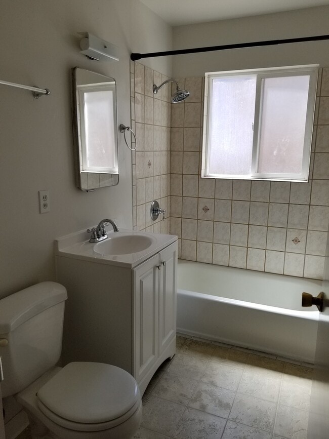 Photo - 2br duplex with carport and stackable washer/dryer included!