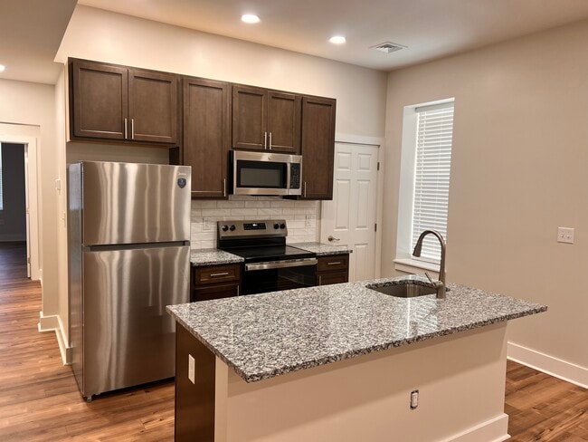 Photo - 8 Philadelphia Ave