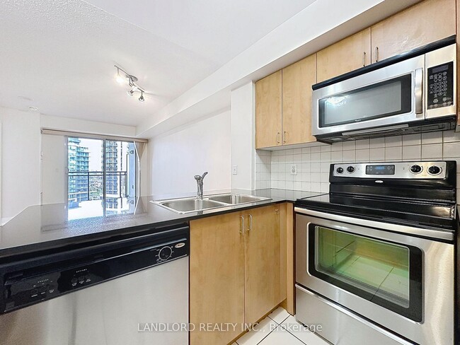 Photo - 1070 Sheppard Ave W Unit 801