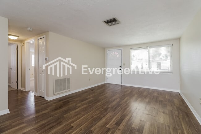 Photo - 3537 Seffner Dr